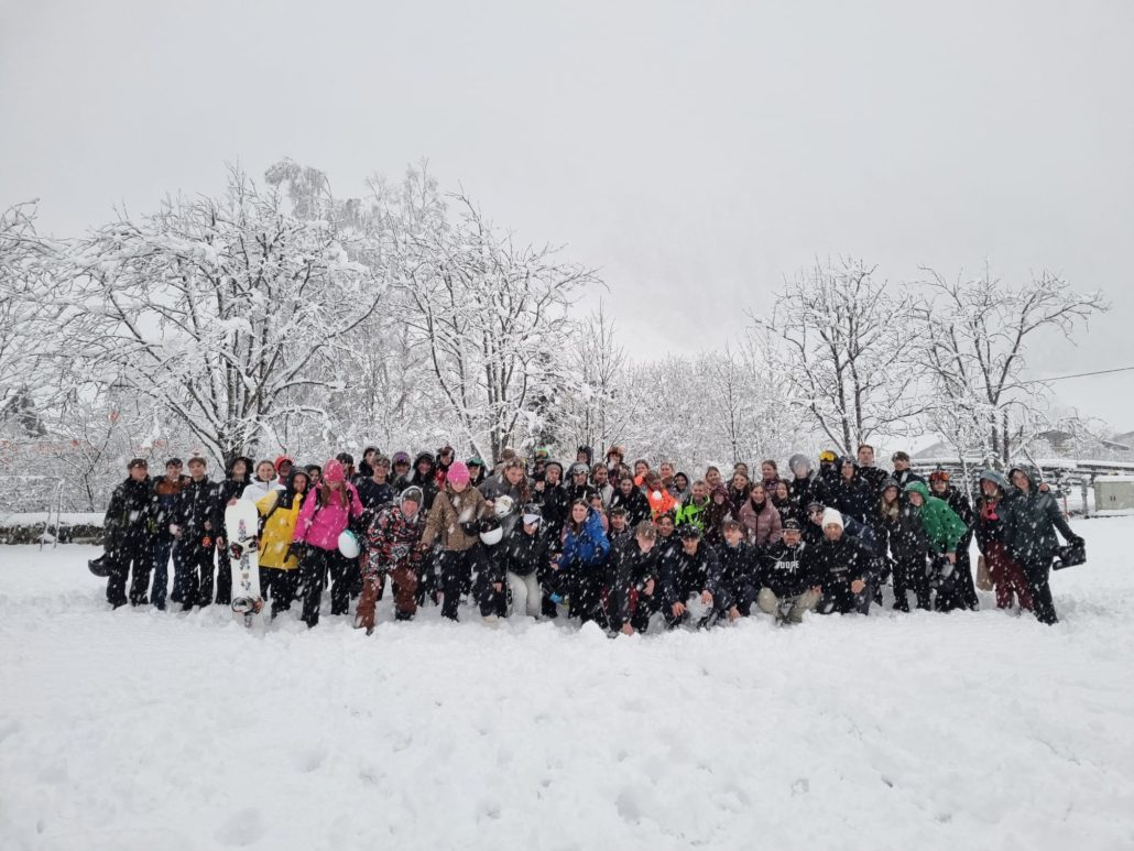 Skireis Groepsfoto (1)